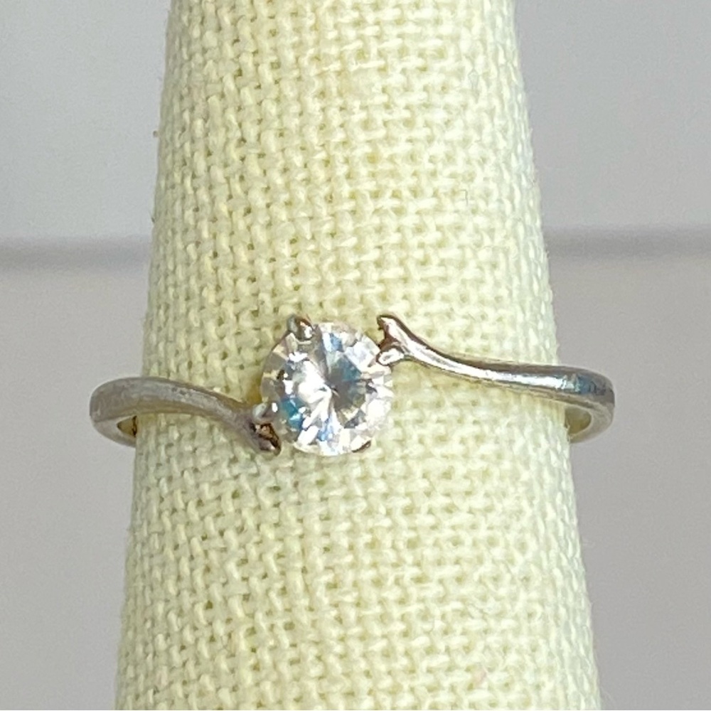 Sterling Silver 925 Solitaire Ring Round‎ Cut Cubic Zirconia Size 7.5